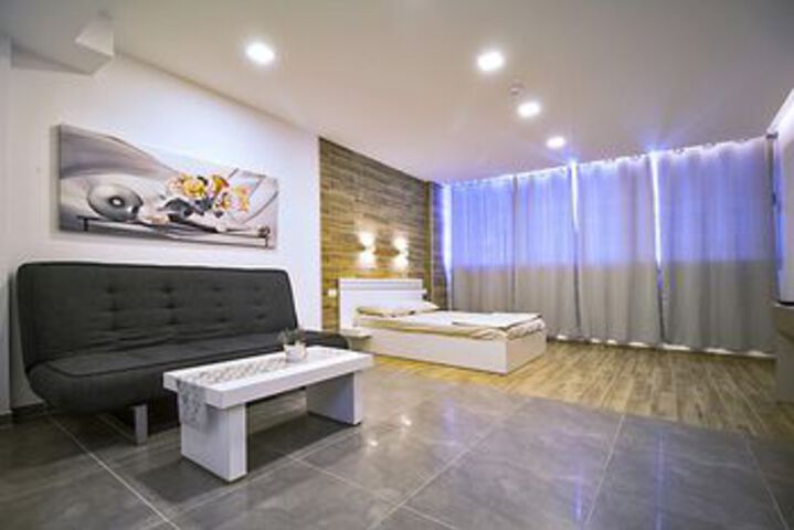 Room 26 of 30