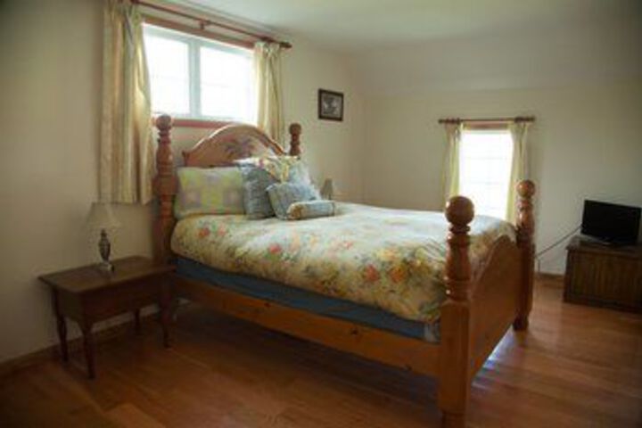 Room 40 of 103