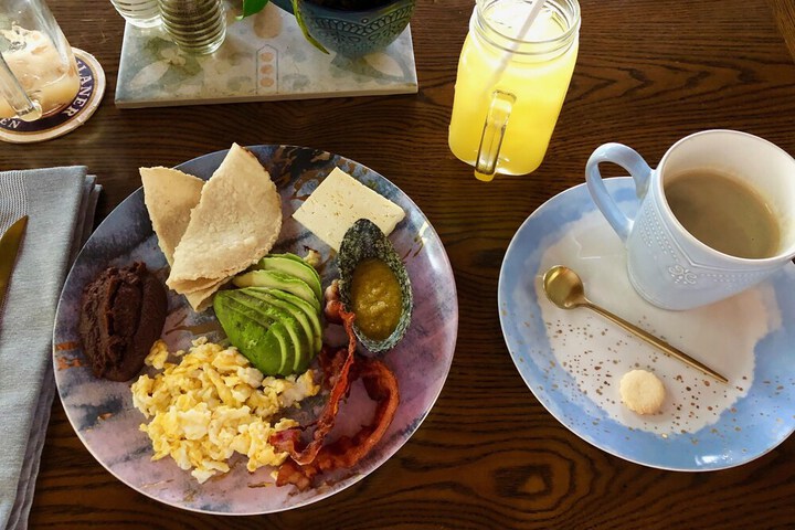 Breakfast/Coffee Service 29 of 61