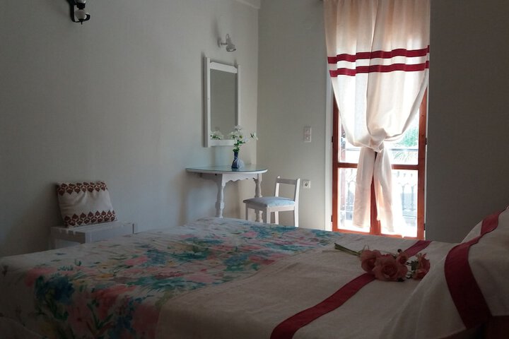 Room 4 of 26