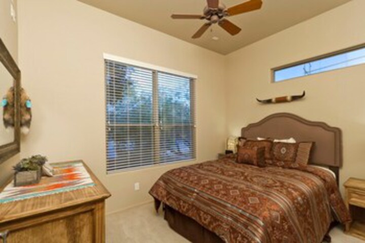 Room 16 of 23