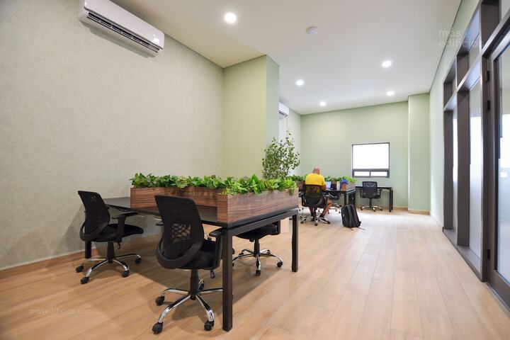Lounge 232 of 254
