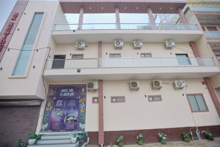 Hotel 16 of 16