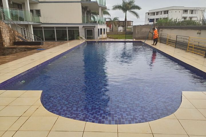Pool 21 of 45