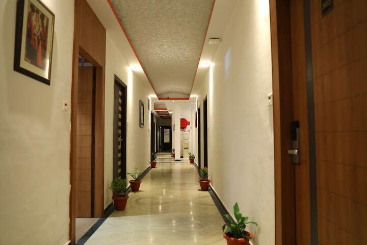 Hotel Lobby