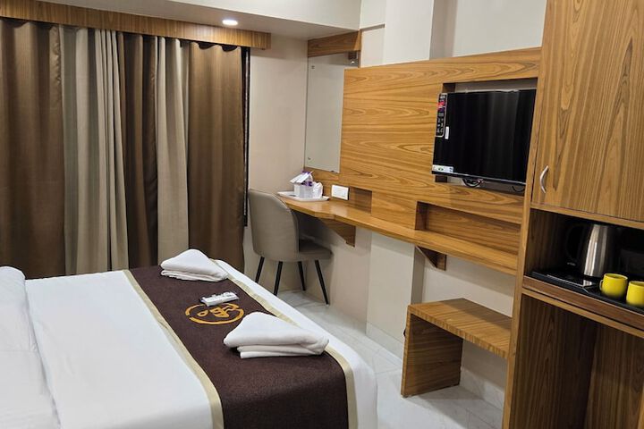 Room 15 of 27