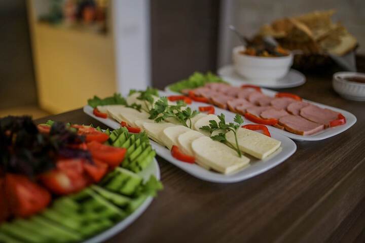 Breakfast/Coffee Service 106 of 134