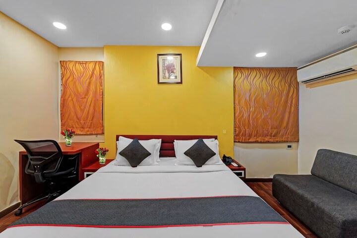 Room 4 of 22