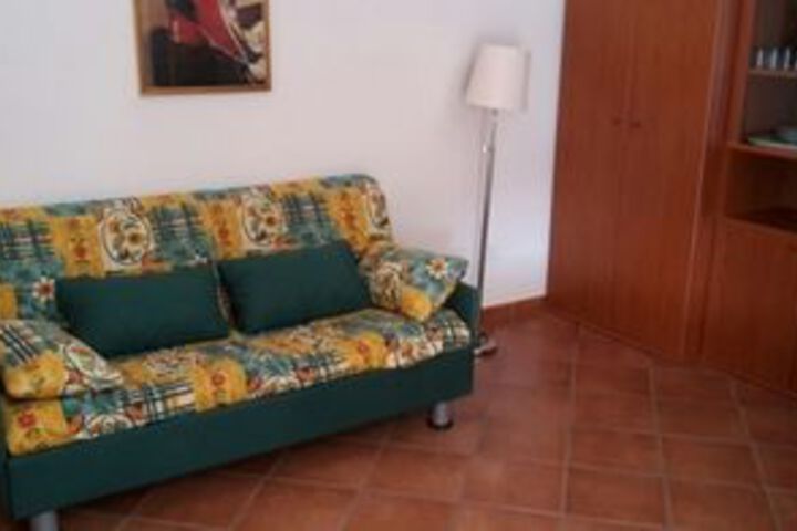 Room 18 of 32
