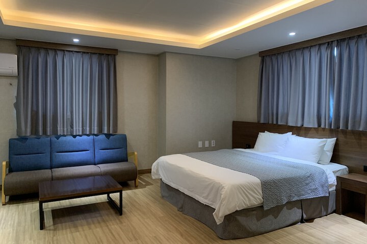 Room 56 of 119