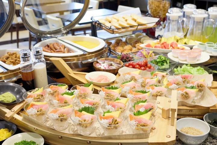 Breakfast buffet
