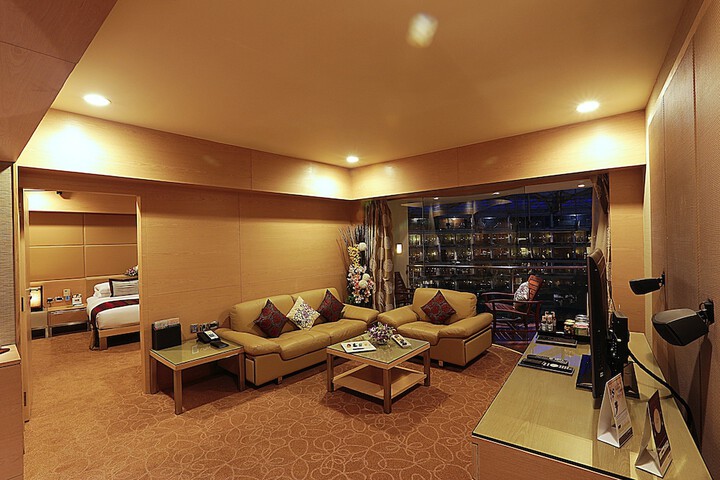 Room 22 of 84