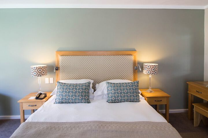 Room 4 of 95