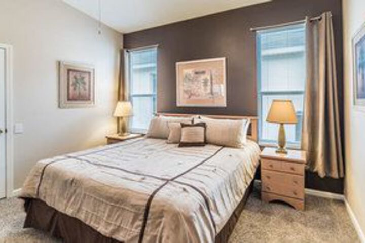 Room 10 of 24