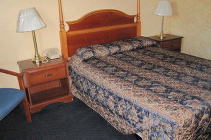 Room 20 of 36