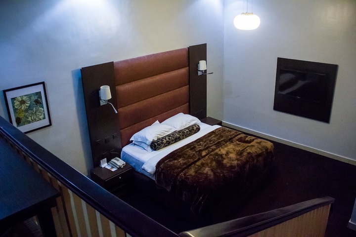 Room 16 of 155