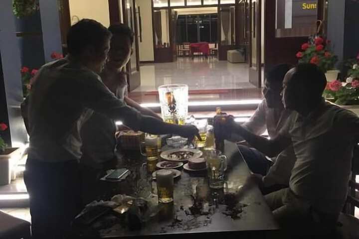 Dining 21 of 37