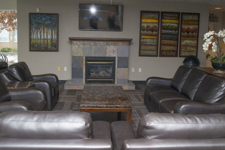 Guest Lobby