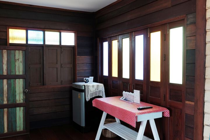 Room amenity
