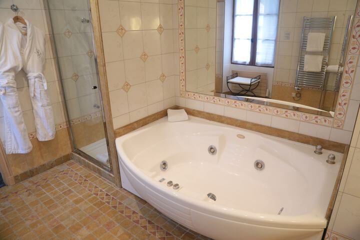 Bath Photo