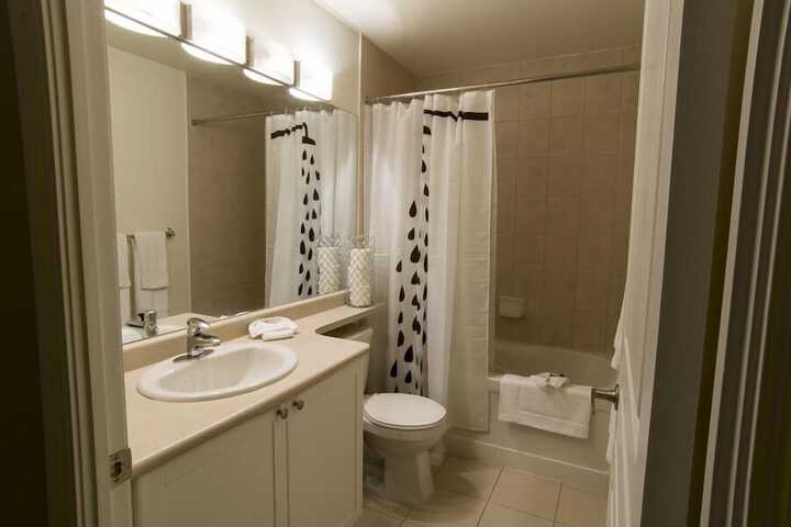 Room 15 of 21
