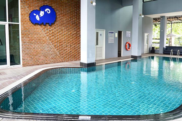 Pool 95 of 151