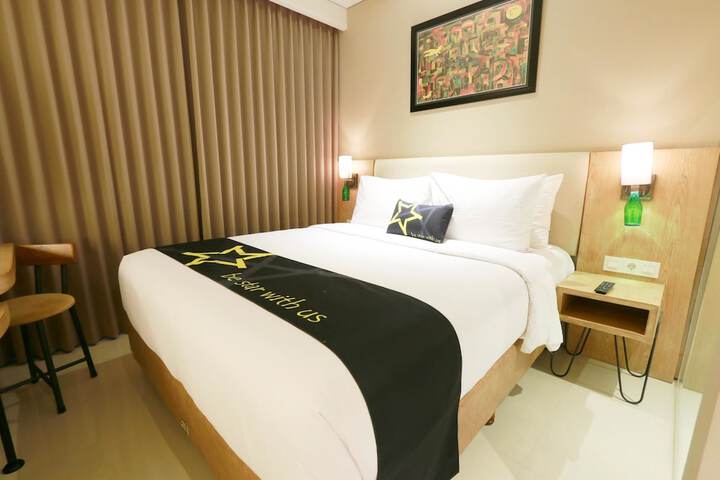 Room 6 of 33