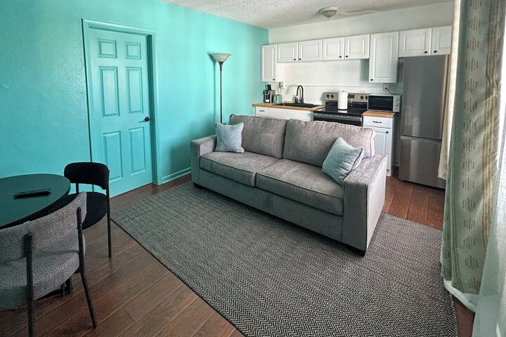 Room 43 of 86