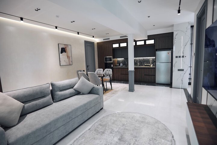 Room 51 of 87