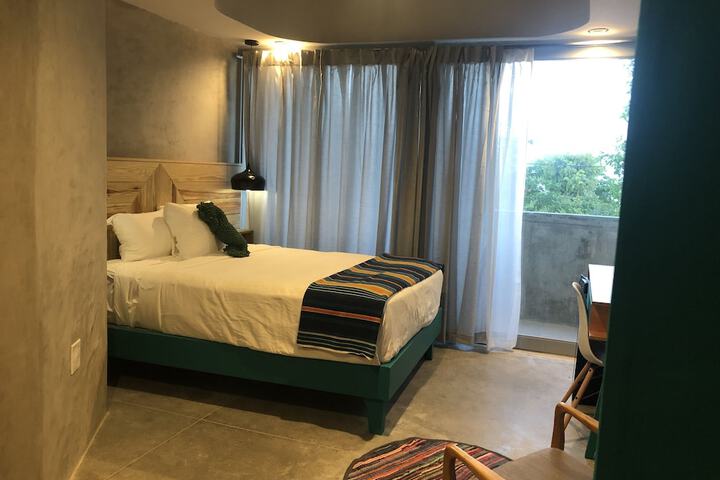 Room 14 of 68