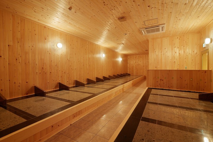 Spa 7 of 30