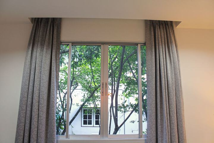 Room 10 of 22