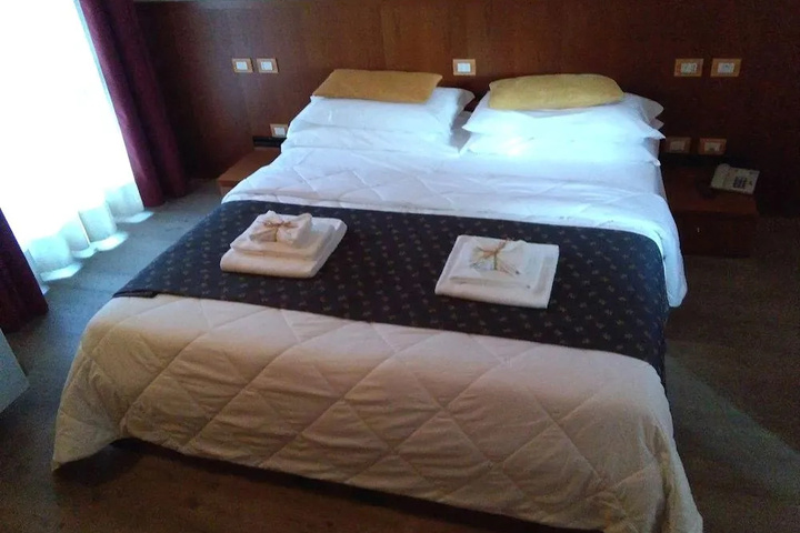 guest_rooms