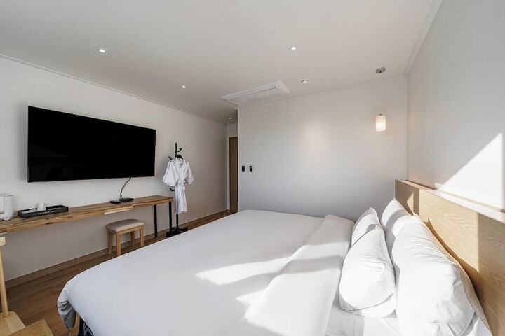 Room 21 of 39