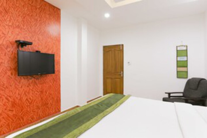 Room 31 of 44