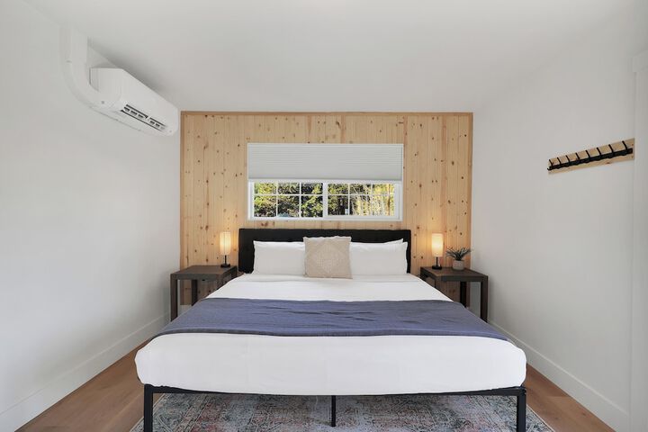 Room 16 of 189