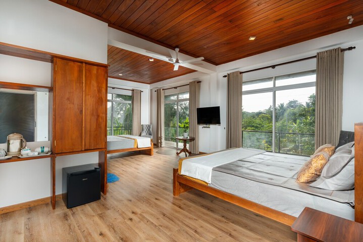 Room 20 of 62