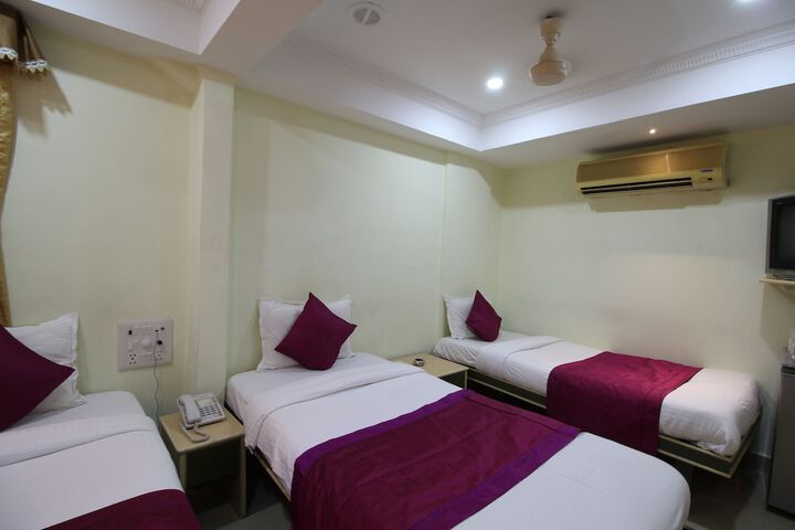 Room 15 of 24