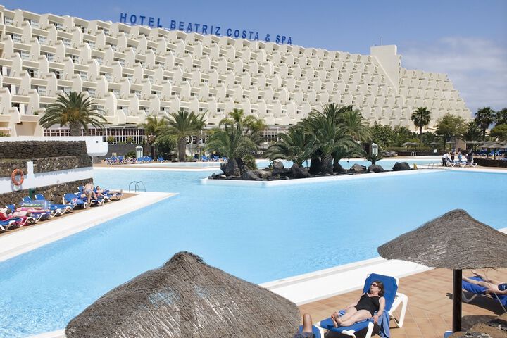 Pool Hotel