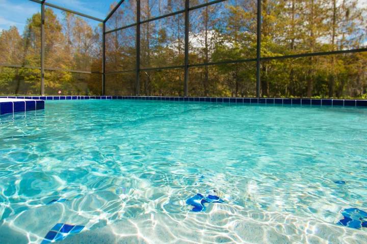 Pool 16 of 21