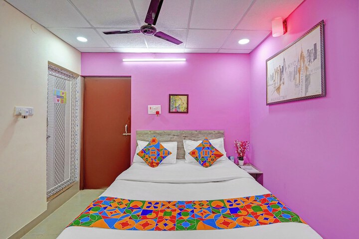 Room 19 of 29