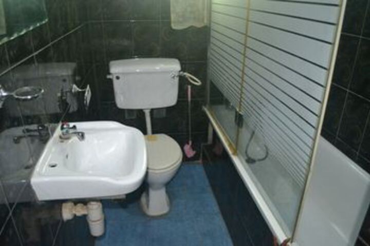 Room 2 of 21