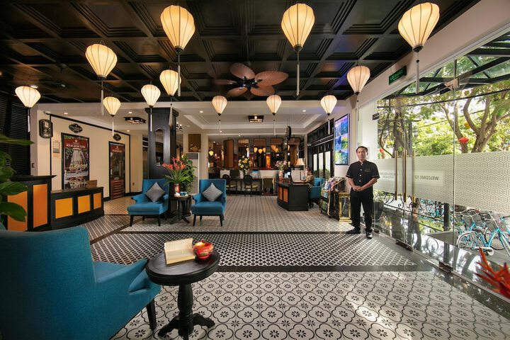 Hotel Interior 3 of 105