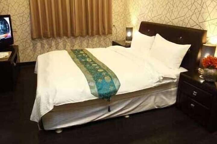 Room 29 of 79
