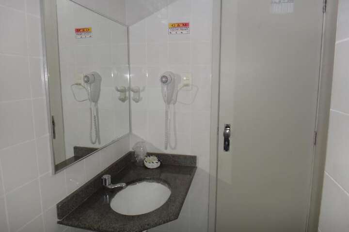 Room 14 of 27