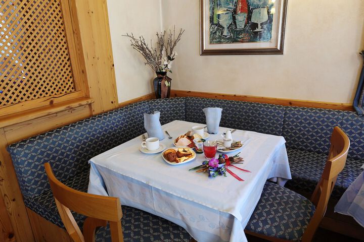 Breakfast/Coffee Service 61 of 69