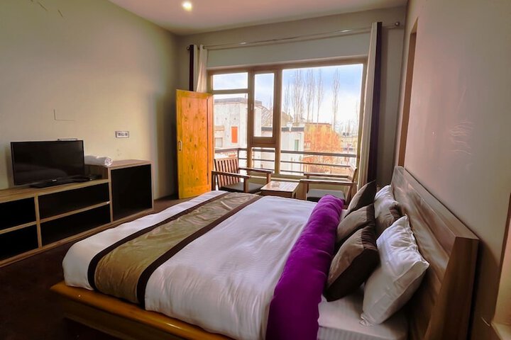 Room 12 of 35