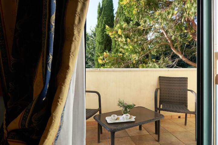 Terrace/Patio 23 of 36