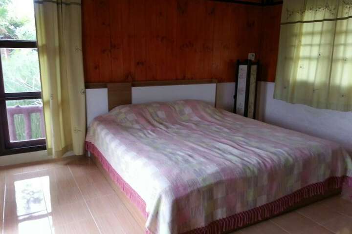 Room 4 of 26
