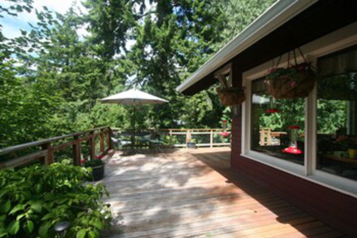 Sundeck 79 of 90